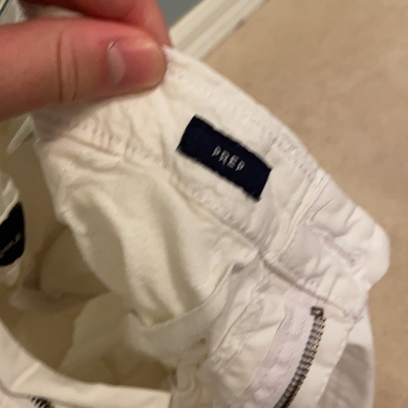 White American Eagle Shorts - Picture 4 of 5